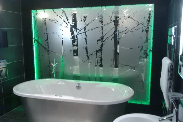 Etch vinyl on mirror
